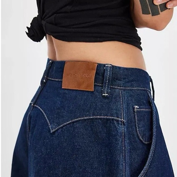 We The Free Curvy Antonia Crop Culotte Jeans/Shorts, Deep Blue, Wmns Sz 26, NWT - Picture 3 of 15
